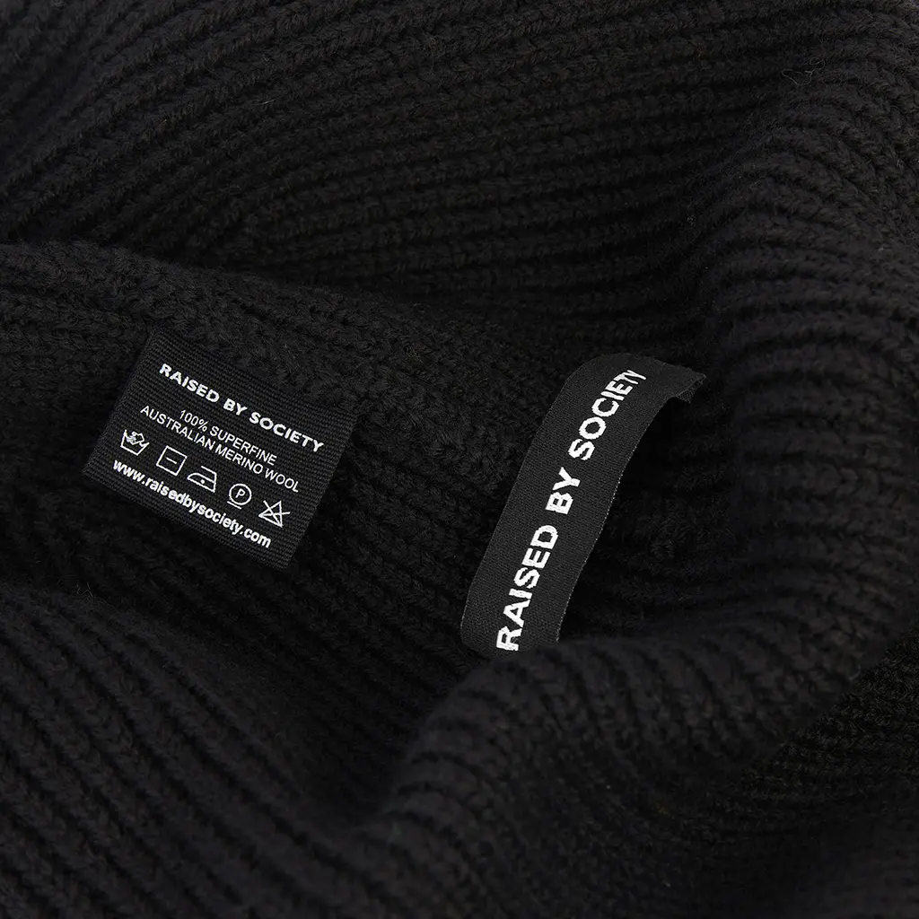 BLACK SHORT BEANIE - Image 7