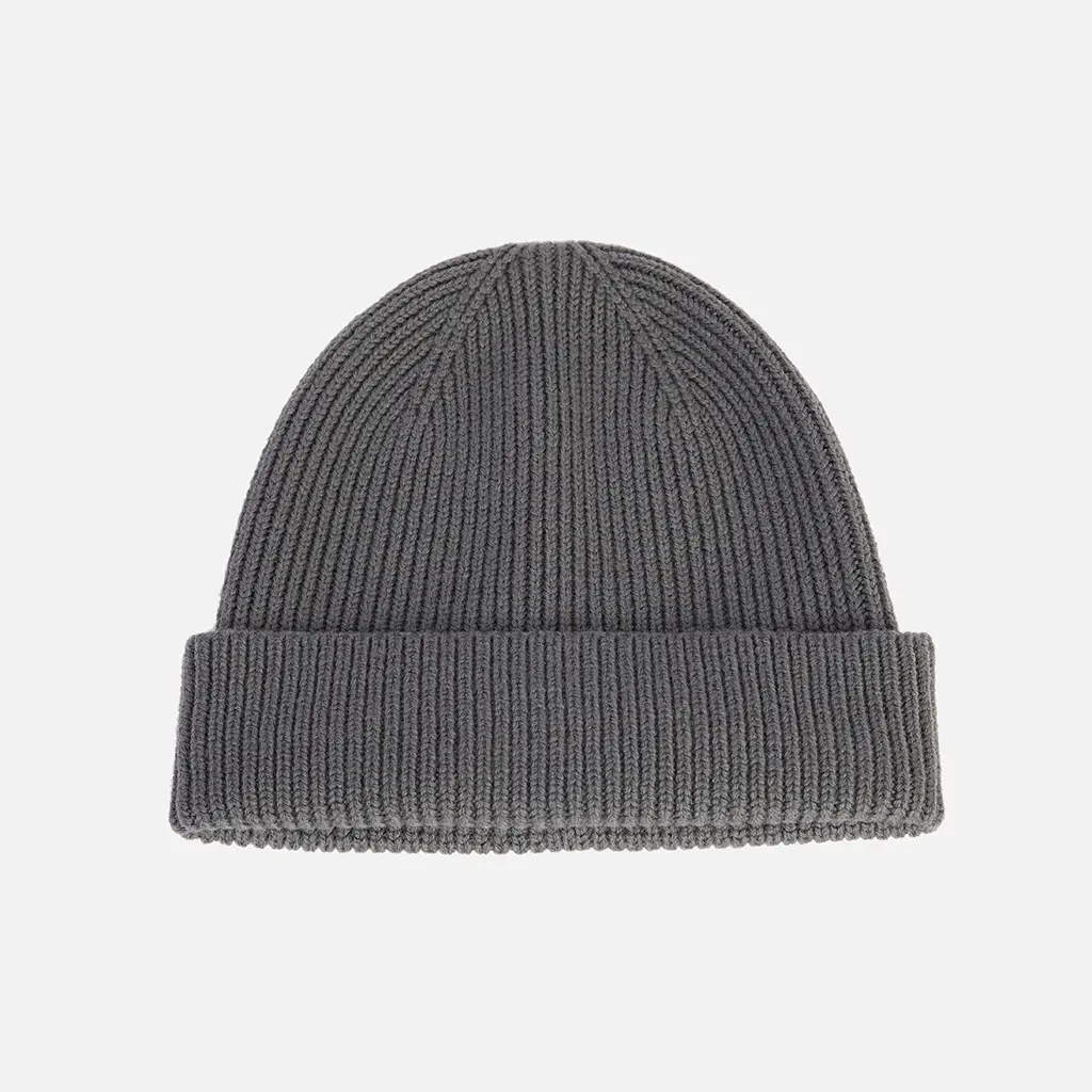 DARK GREY SHORT BEANIE - Image 5